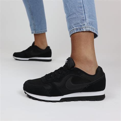 nike sneakers zwart wit dames|Nike sportschoenen dames.